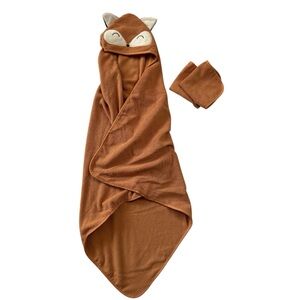 Le Top Bébé Hooded Fox Towel & Washcloth Set – Burnt Orange – NWOT